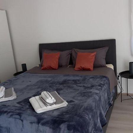 Leona Apartment Vidikovac, 普拉 外观 照片