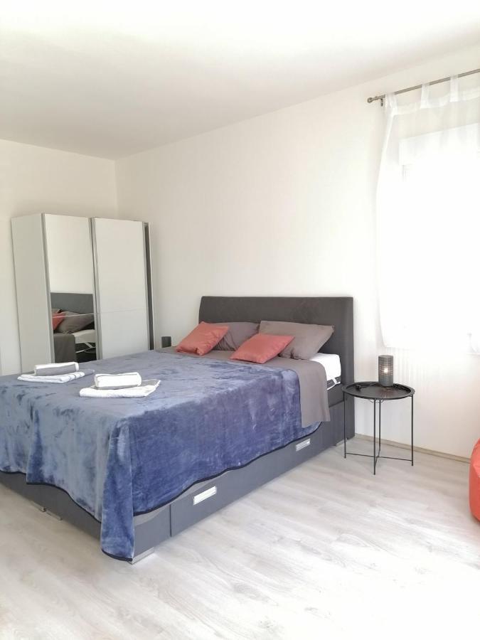 Leona Apartment Vidikovac, 普拉 外观 照片
