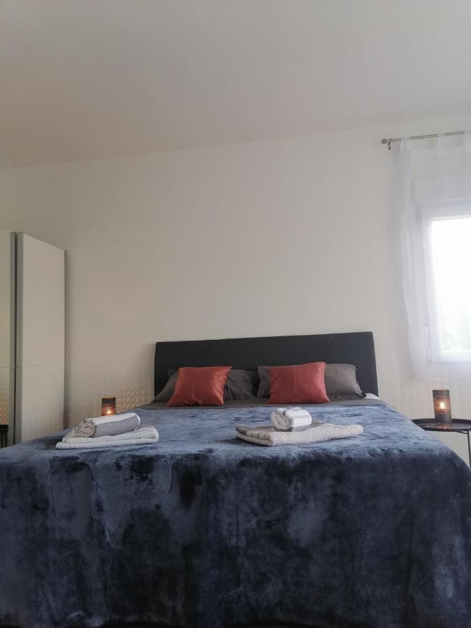 Leona Apartment Vidikovac, 普拉 外观 照片