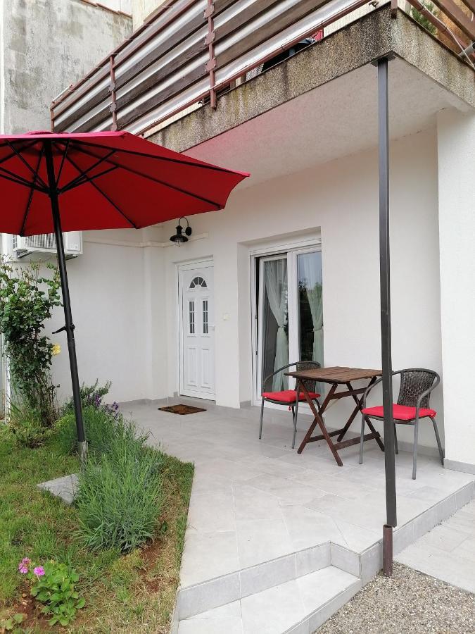Leona Apartment Vidikovac, 普拉 外观 照片