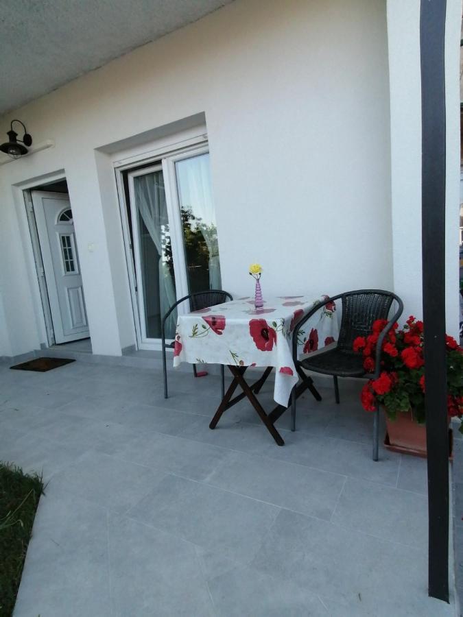 Leona Apartment Vidikovac, 普拉 外观 照片